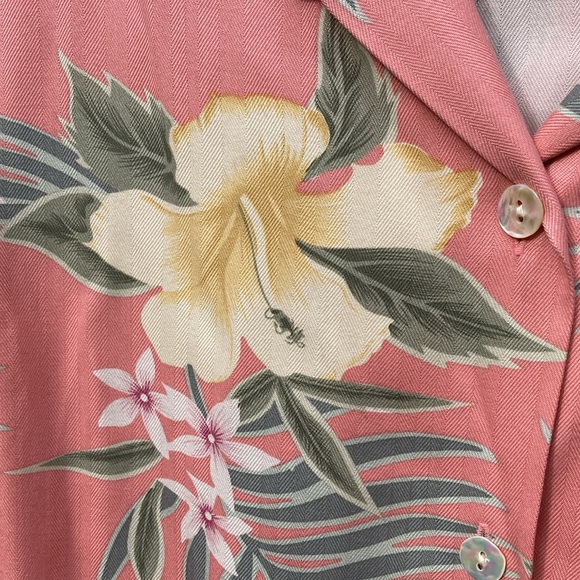 Tommy Bahama Short Sleeve Shirt 100% silk - Picture 4 of 7